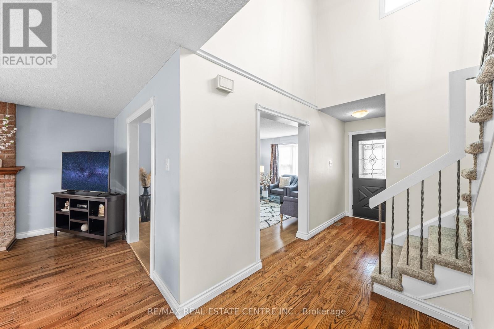98 Mikado Crescent, Brampton, Ontario L6S 3R7 - Photo 13 - W13159022