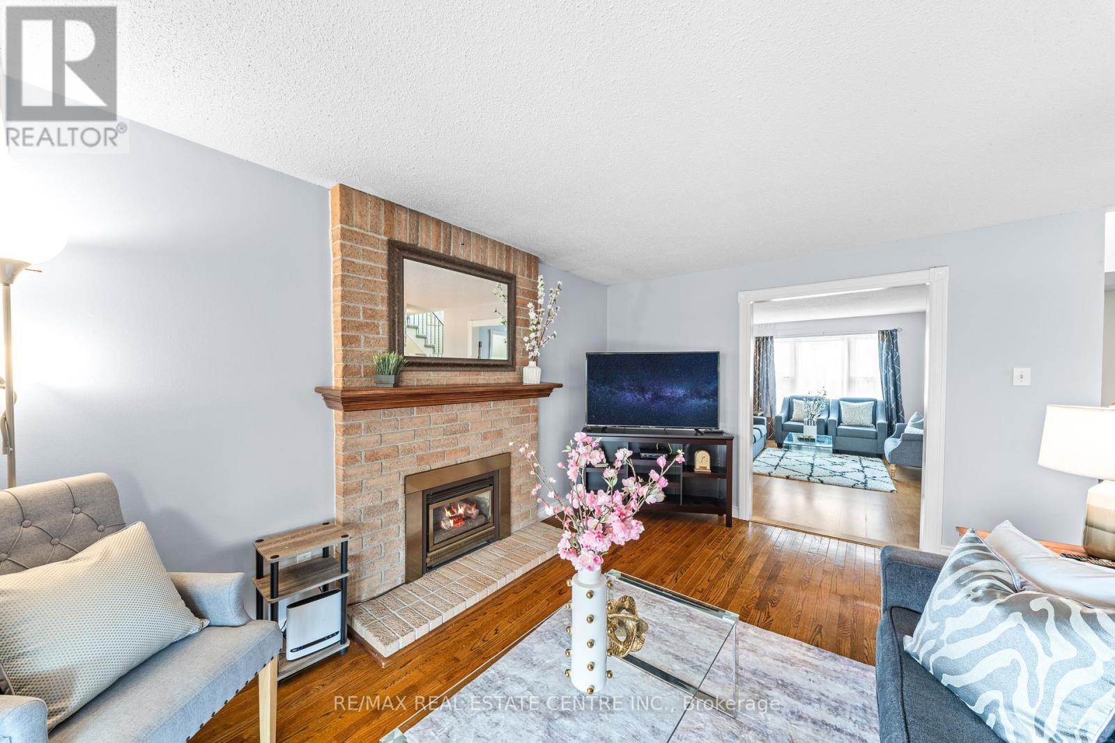 98 Mikado Crescent, Brampton, Ontario L6S 3R7 - Photo 17 - W13159022