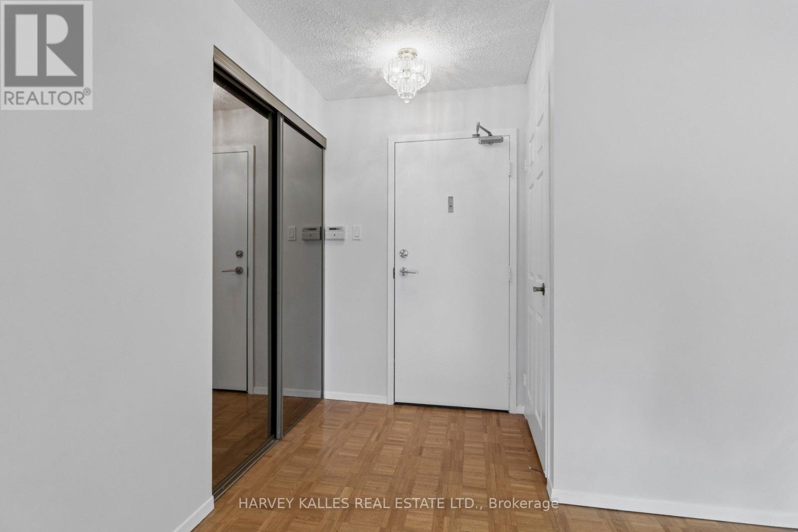 205 - 55 Skymark Drive, Toronto, Ontario  M2H 3N4 - Photo 8 - C13154408