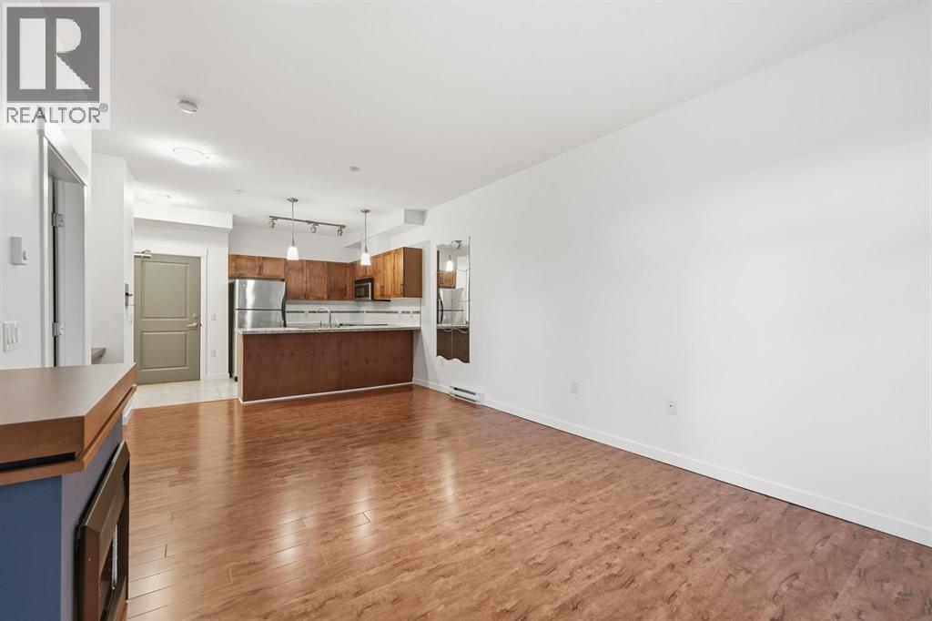 309 11950 Harris Road, Pitt Meadows, British Columbia  V3Y 0B7 - Photo 4 - R3126209