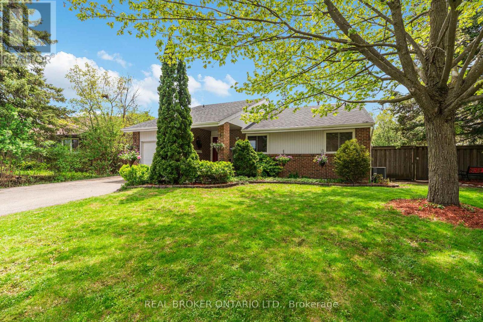2873 INLAKE COURT, Mississauga, Ontario