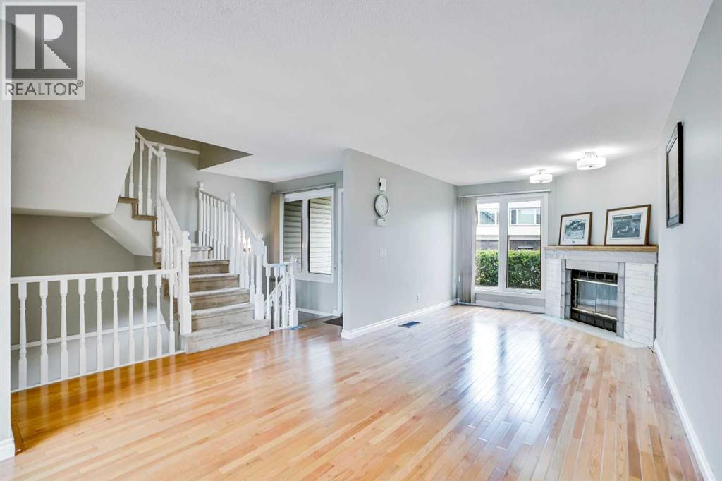 219 Coachway Lane SW, Calgary, Alberta  T3H 1A4 - Photo 7 - A2293775