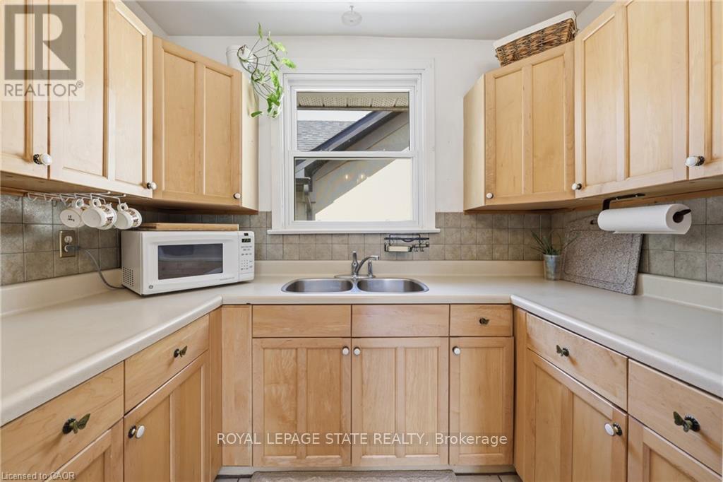 20 Peel Street S, Hamilton, Ontario  L9H 3E4 - Photo 14 - X13159002