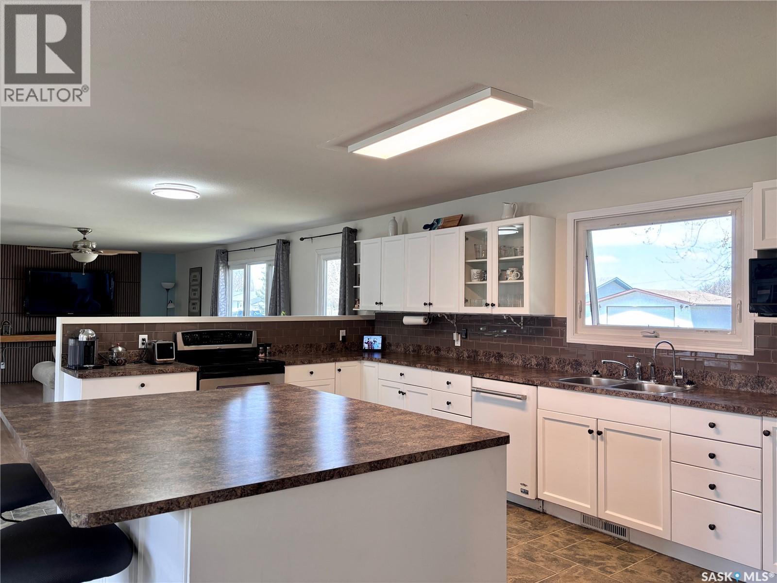 218 Taphorn Street, Muenster, Saskatchewan  S0K 2Y0 - Photo 6 - SK036770