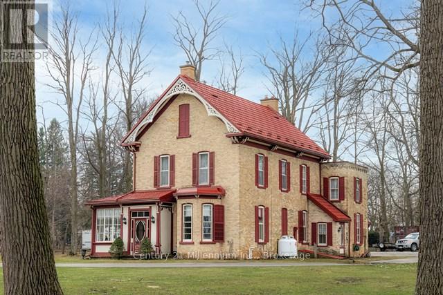 1 Jessie Street, Huron-Kinloss, Ontario N0G 2R0 - Photo 2 - X12968646
