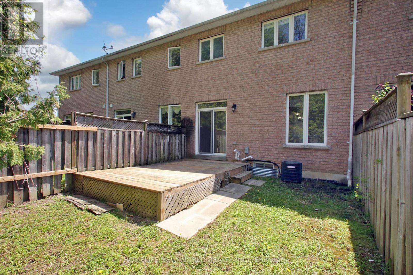 362 Strouds Lane, Pickering, Ontario  L1V 7J2 - Photo 39 - E13154420
