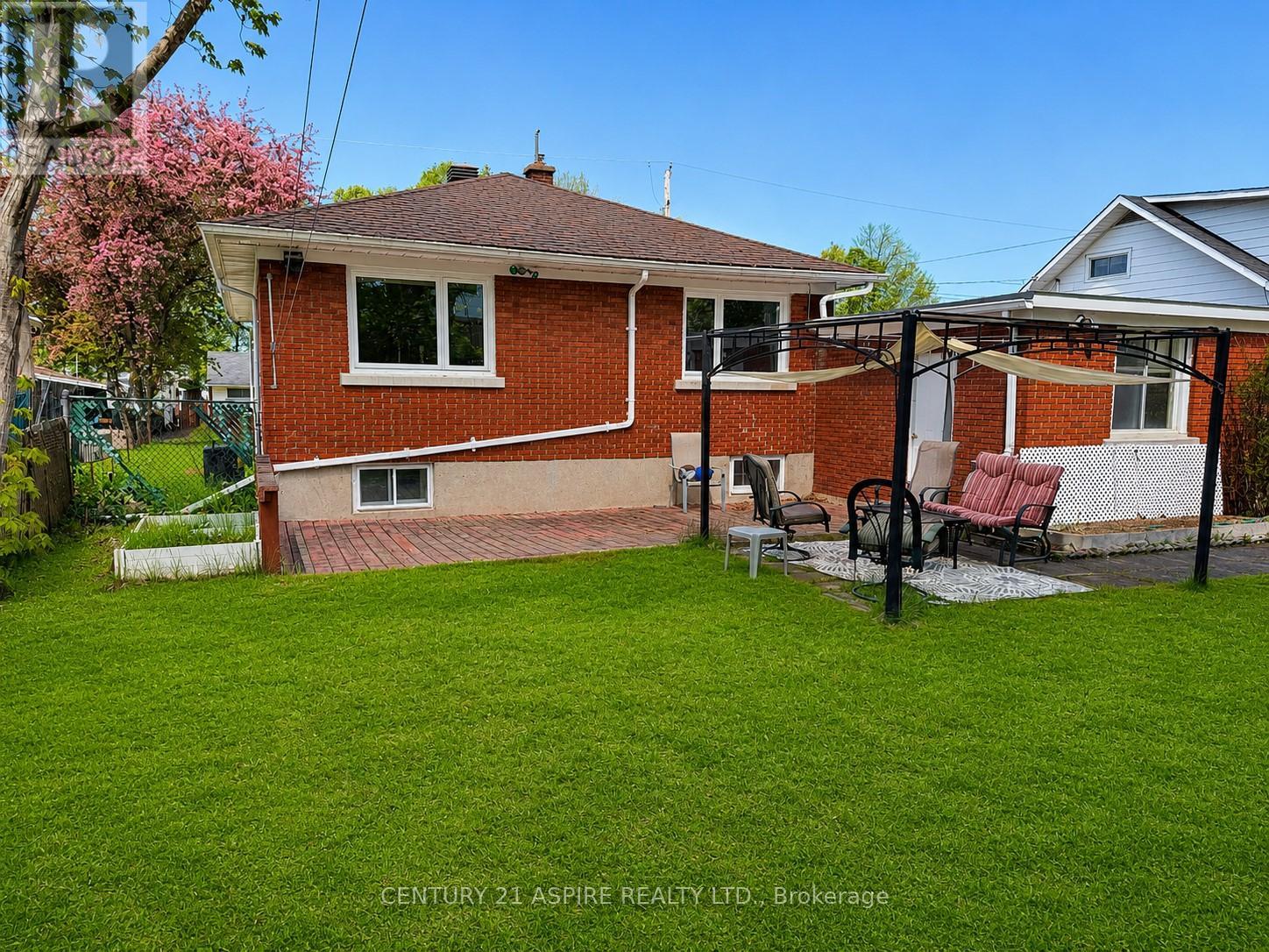 368 Bell Street, Pembroke, Ontario  K8A 2K4 - Photo 37 - X12810622