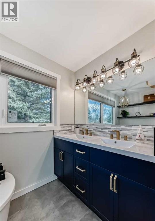 5512 Dalwood Way Nw, Calgary, Alberta  T3A 1S7 - Photo 19 - A2308480