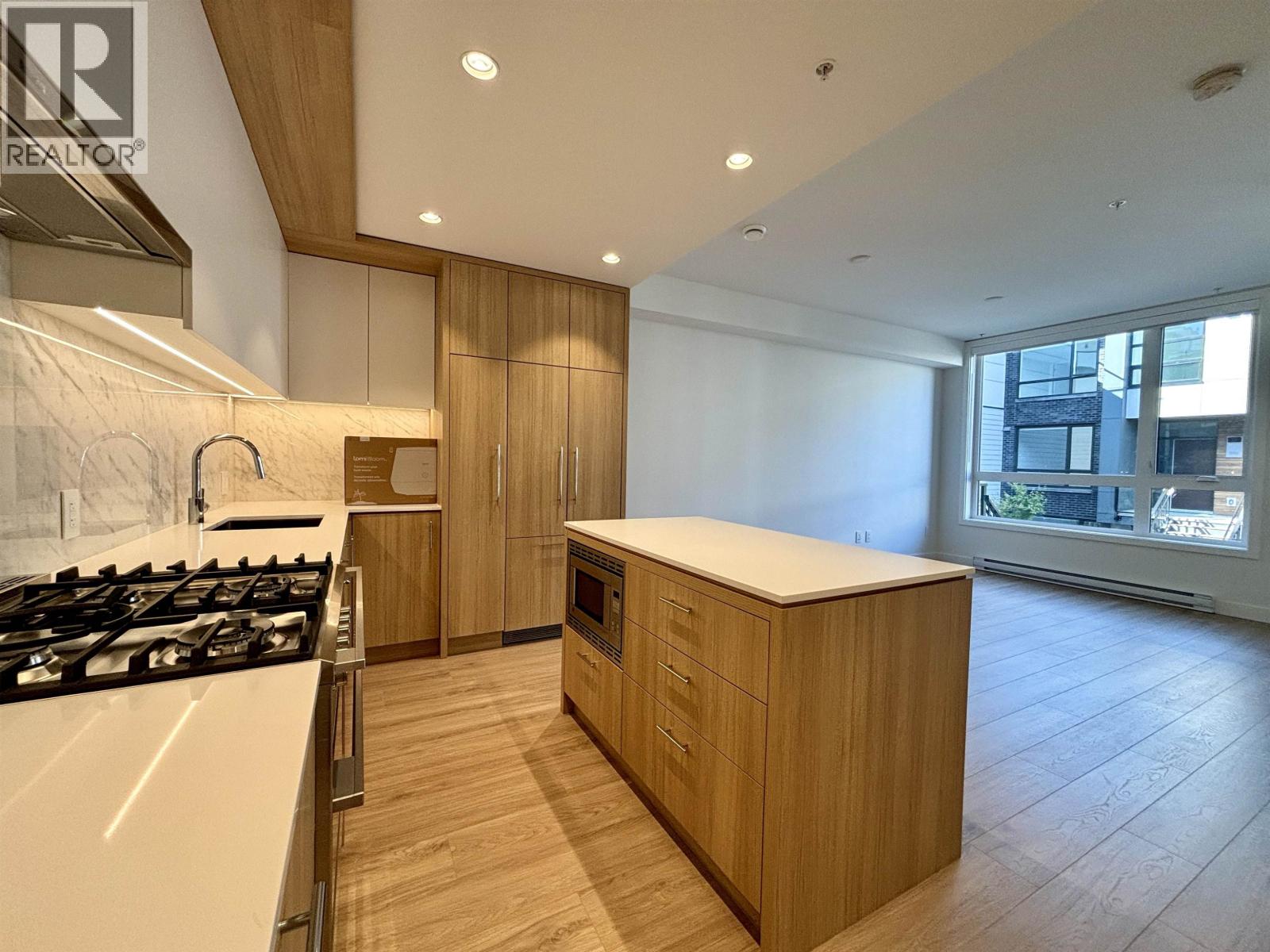 6085 Irmin Street, Burnaby, British Columbia  V5J 0J7 - Photo 14 - R3118468