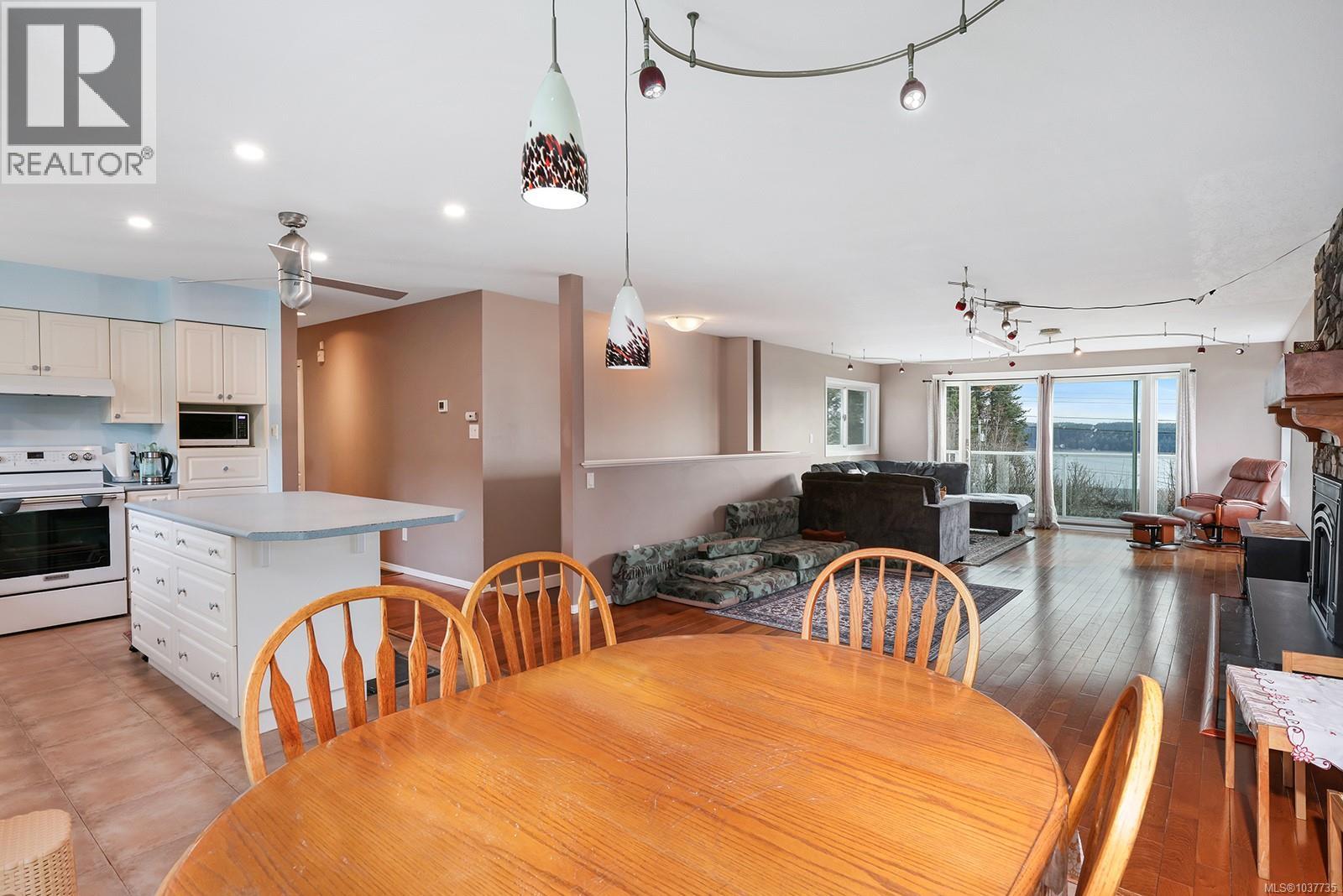724 Galerno Rd, Campbell River, British Columbia  V9W 5J3 - Photo 12 - 1037735