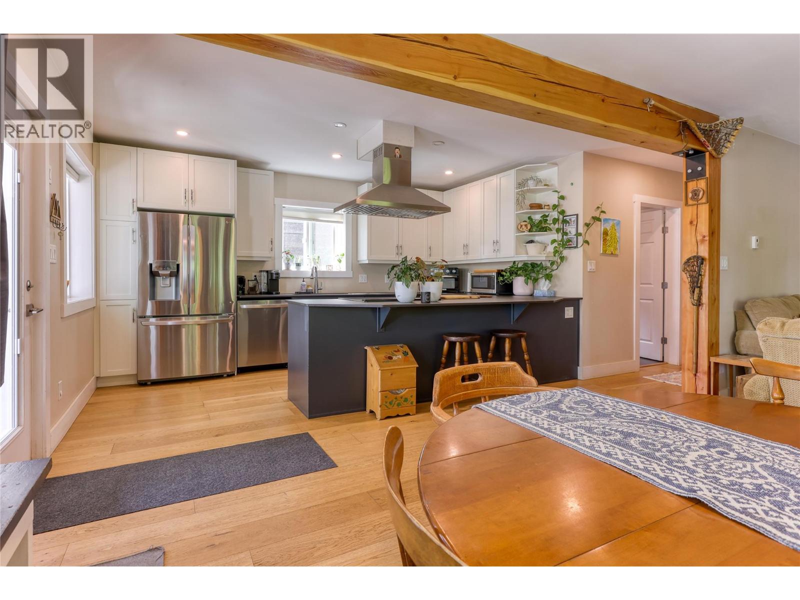 2058 Fifth Avenue, Rossland, British Columbia  V0G 1Y0 - Photo 12 - 10388251