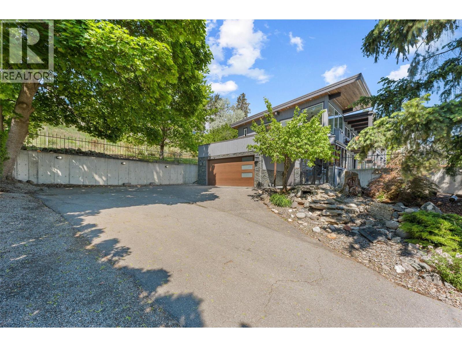 2740 Lakeview Road, West Kelowna, British Columbia  V1Z 1Y4 - Photo 4 - 10388378