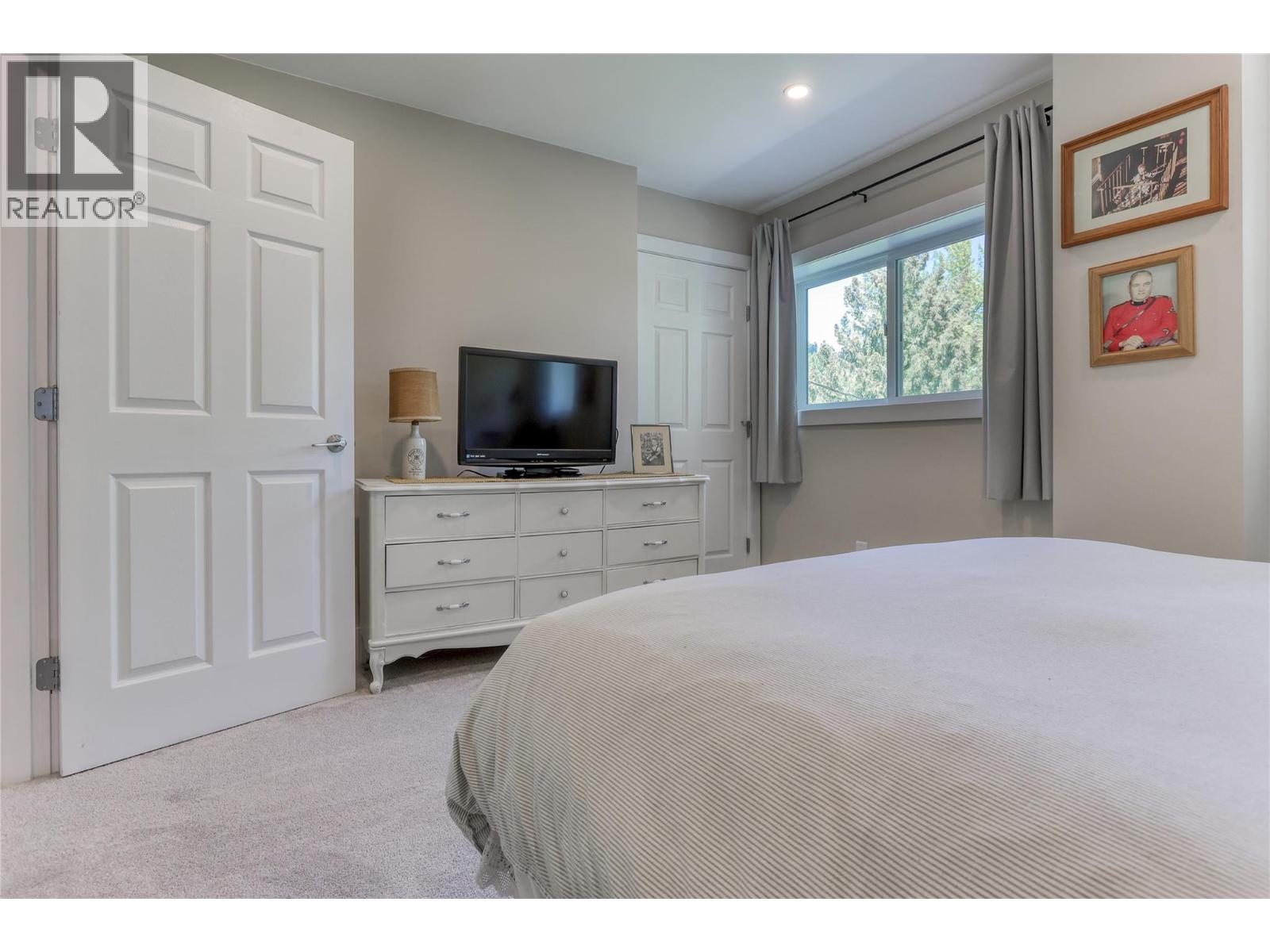 2058 Fifth Avenue, Rossland, British Columbia  V0G 1Y0 - Photo 35 - 10388251