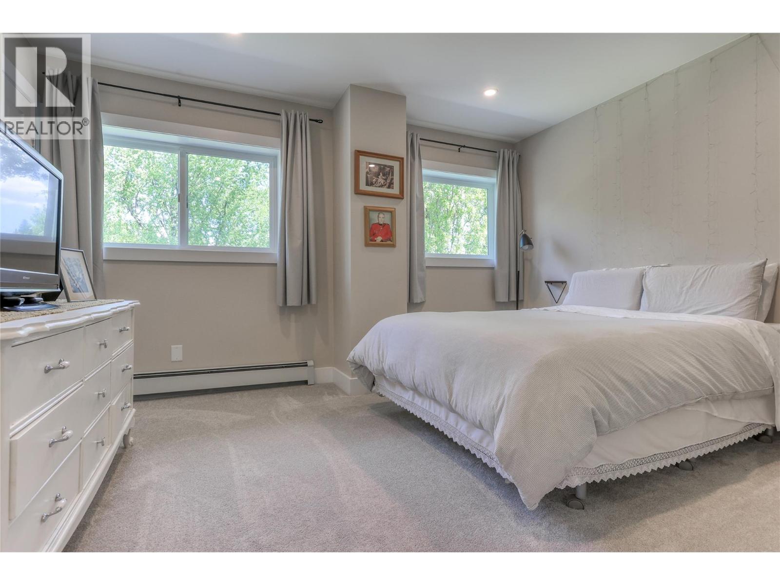 2058 Fifth Avenue, Rossland, British Columbia  V0G 1Y0 - Photo 33 - 10388251