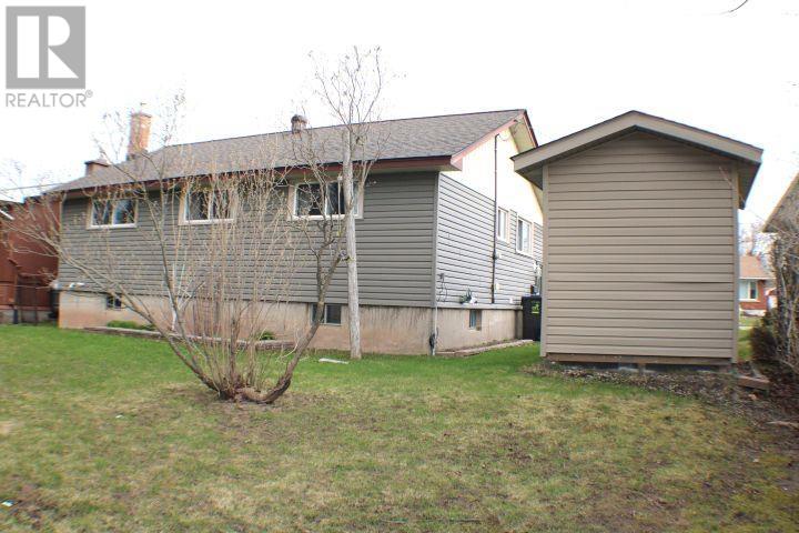 31 White Oak Dr W, Sault Ste Marie, Ontario  P6C 2H7 - Photo 19 - SM261079