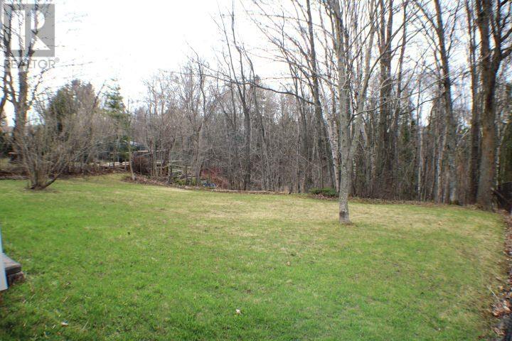 31 White Oak Dr W, Sault Ste Marie, Ontario  P6C 2H7 - Photo 21 - SM261079