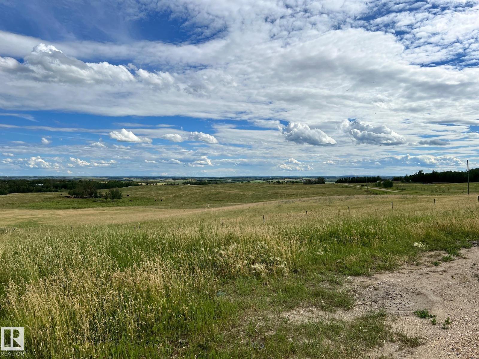 58013 Rge Rd 81, Rural Lac Ste. Anne County, Alberta  T0E 1N0 - Photo 4 - E4416203
