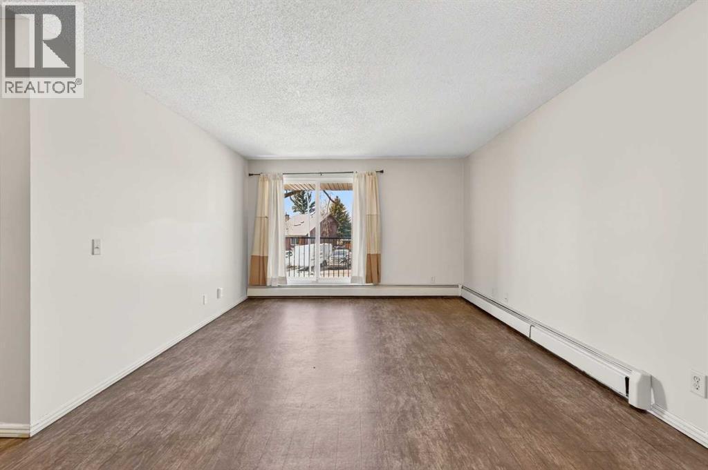 204, 36 Glenbrook Crescent, Cochrane, Alberta  T4C 1T2 - Photo 10 - A2308352