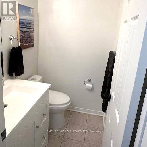 65 Fairhill Avenue, Brampton, Ontario  L7A 2E8 - Photo 12 - W12968006