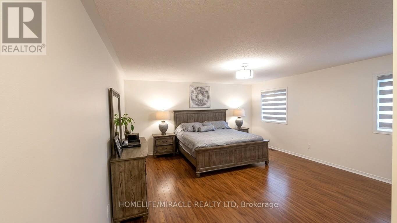 65 Fairhill Avenue, Brampton, Ontario  L7A 2E8 - Photo 17 - W12968006