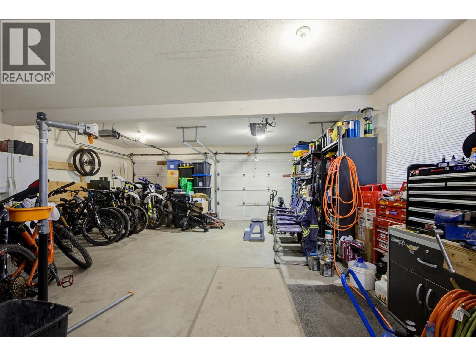 945 Nicolani Drive, Kamloops, British Columbia  V2B 8C6 - Photo 30 - 10388412