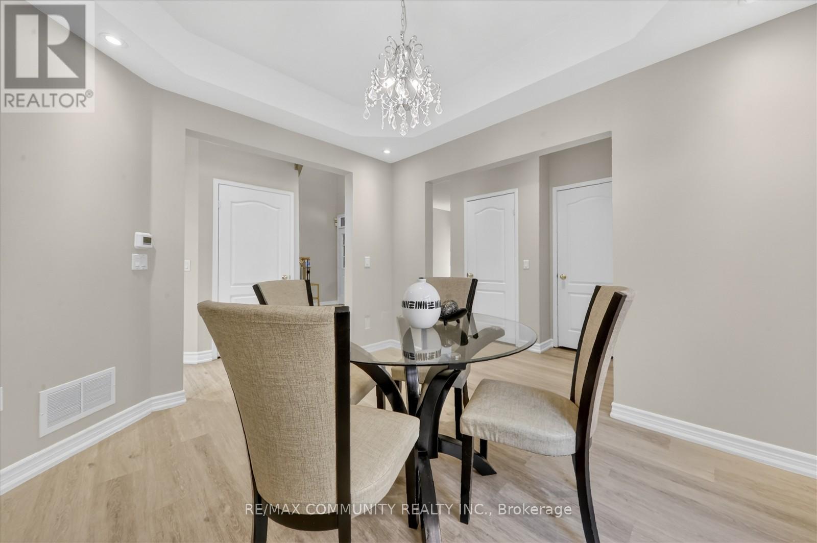 154 Thicket Crescent, Pickering, Ontario L1V 6V7 - Photo 12 - E13159130