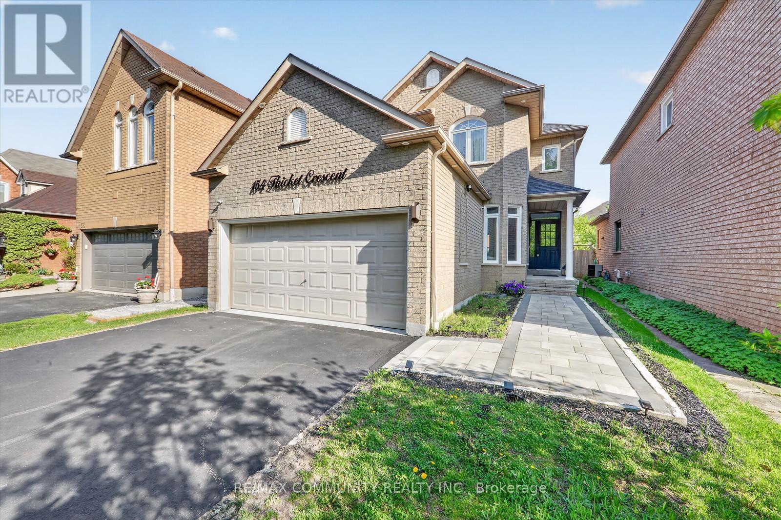 154 Thicket Crescent, Pickering, Ontario L1V 6V7 - Photo 4 - E13159130