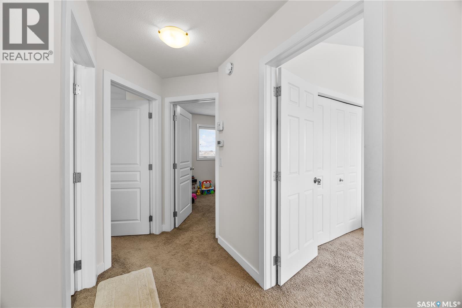 806 Stonebridge Common, Saskatoon, Saskatchewan  S7T 0M8 - Photo 17 - SK036733