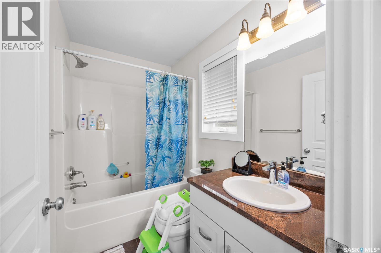 806 Stonebridge Common, Saskatoon, Saskatchewan  S7T 0M8 - Photo 21 - SK036733