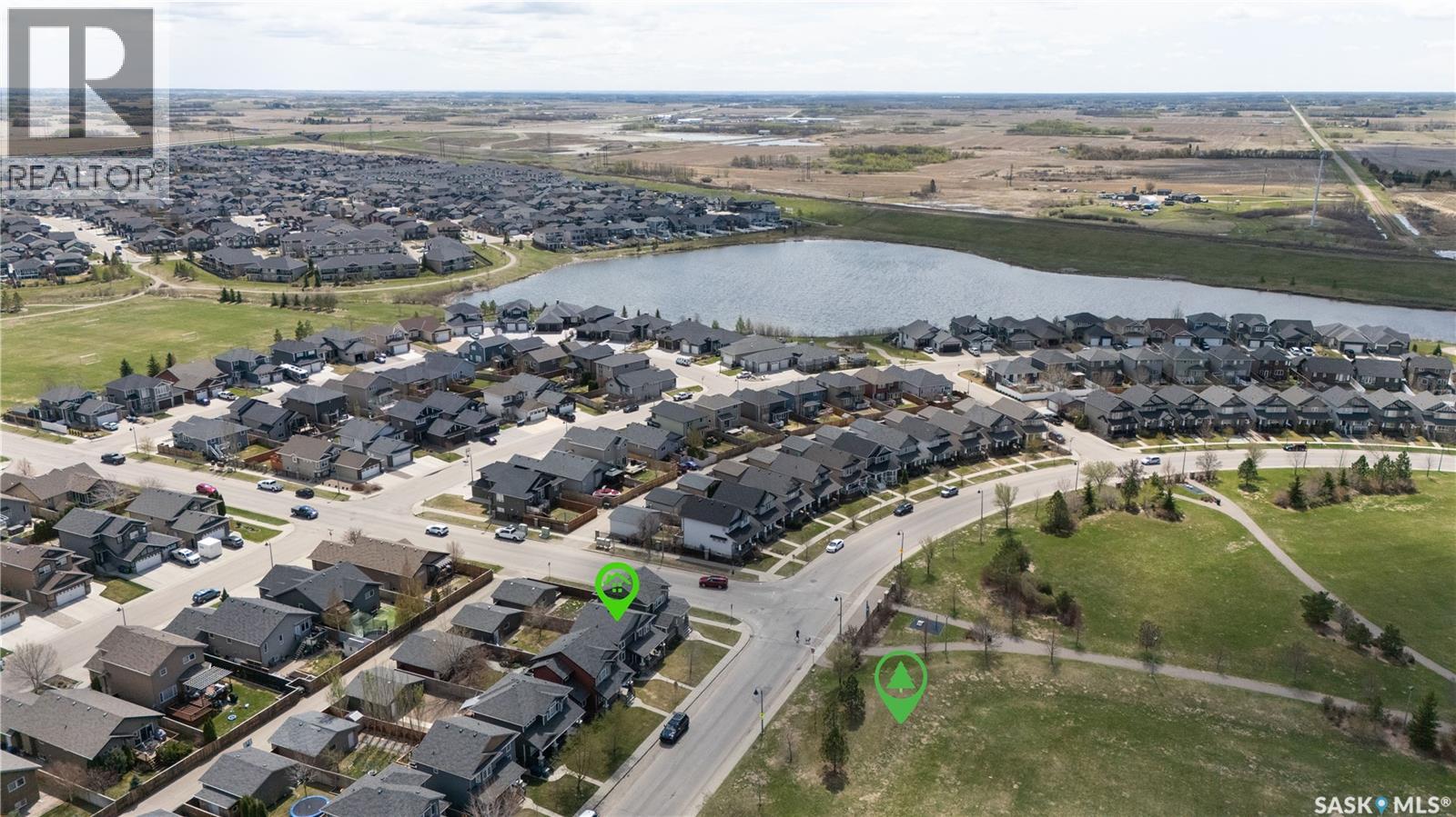806 Stonebridge Common, Saskatoon, Saskatchewan  S7T 0M8 - Photo 3 - SK036733