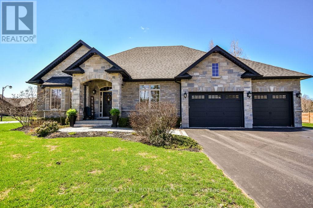 2 ROY HICKLING DRIVE, springwater (snow valley), Ontario