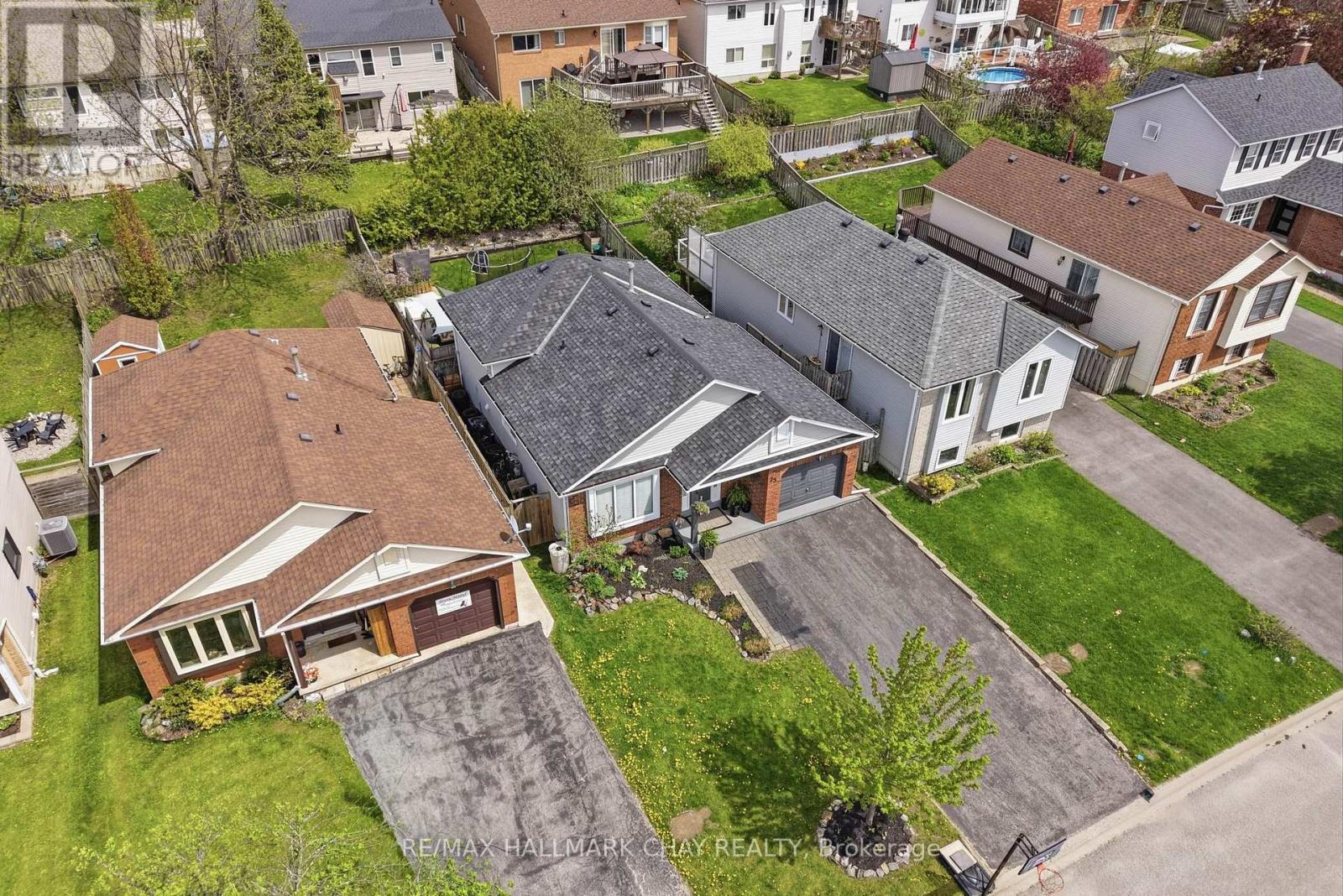 23 Gosney Crescent, Barrie (Painswick North), Ontario  L4N 6T6 - Photo 24 - S13159136