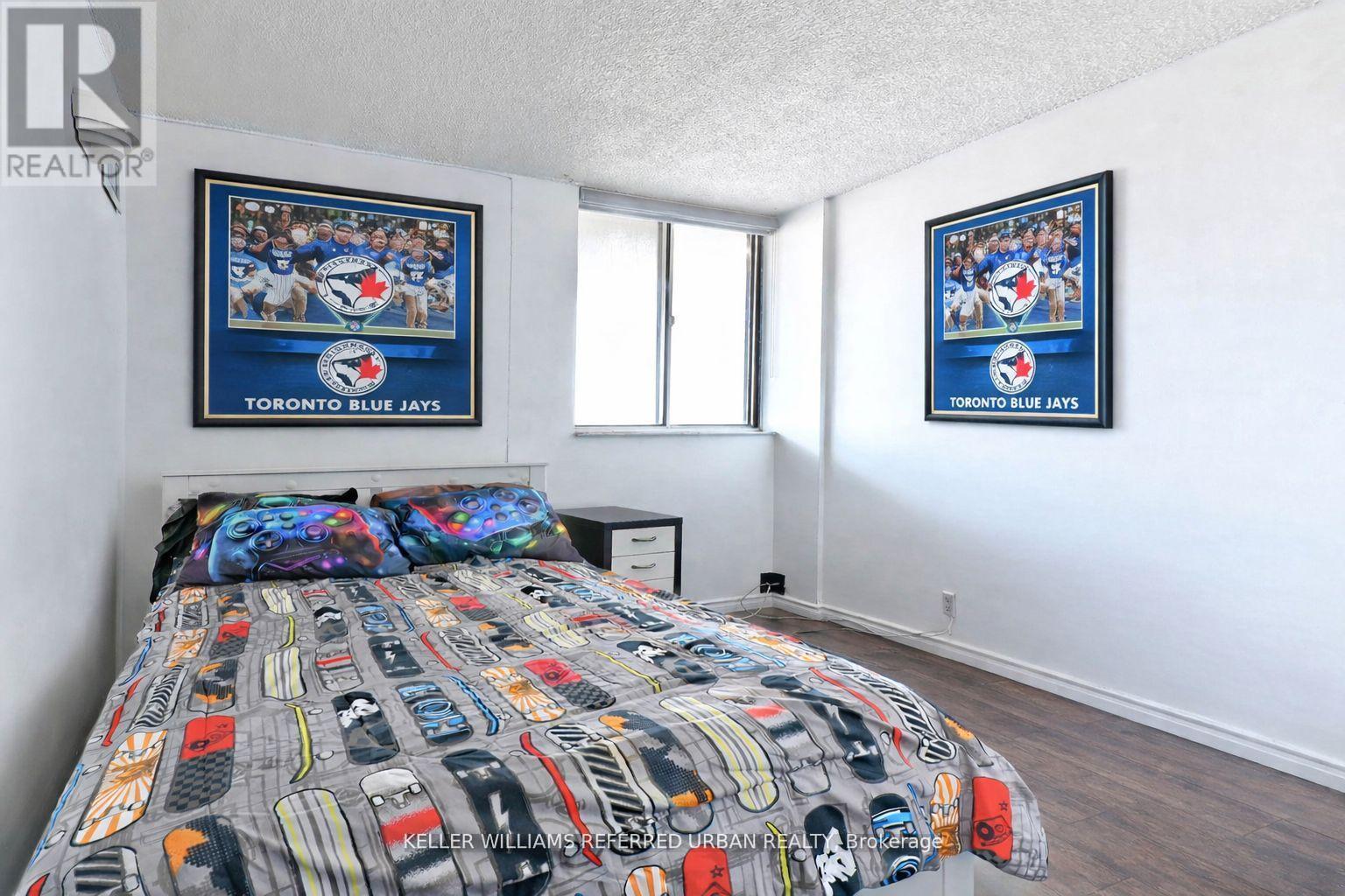 1811 - 10 Martha Eaton Way, Toronto, Ontario  M6M 5B3 - Photo 11 - W13159042