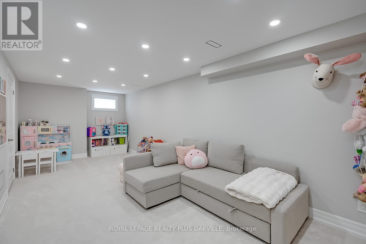 3531 Gallager Drive, Mississauga, Ontario  L5C 2N2 - Photo 29 - W13159068