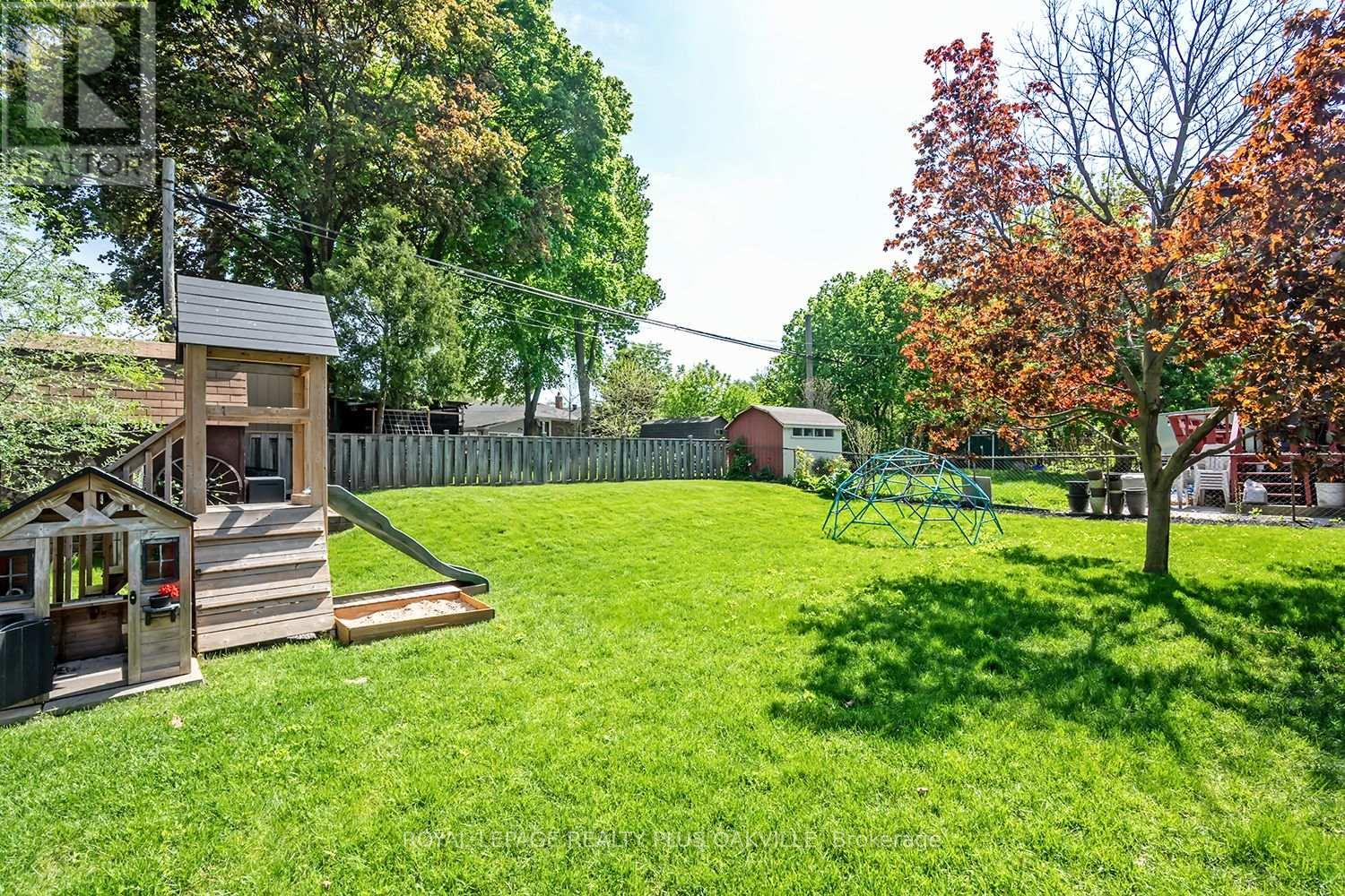 3531 Gallager Drive, Mississauga, Ontario  L5C 2N2 - Photo 33 - W13159068