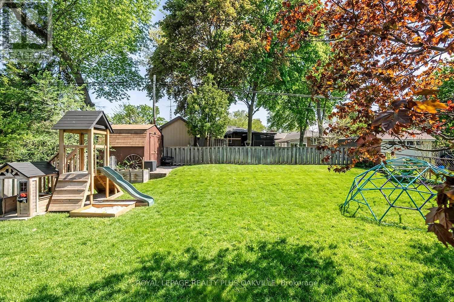 3531 Gallager Drive, Mississauga, Ontario  L5C 2N2 - Photo 34 - W13159068