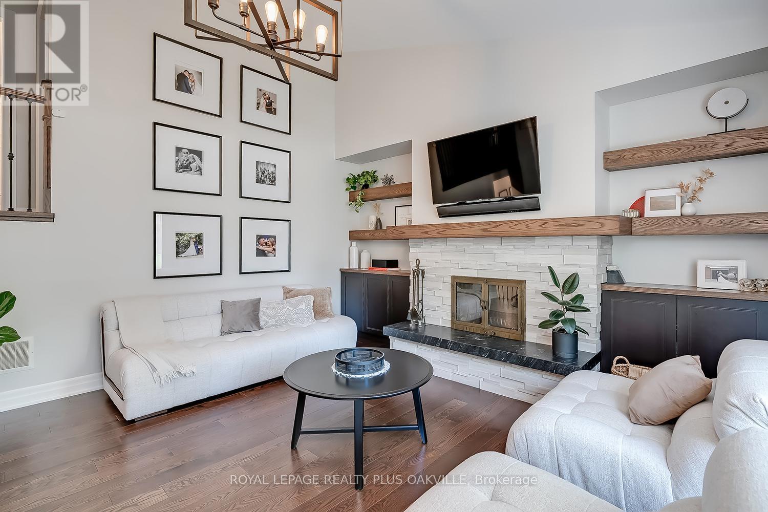 3531 Gallager Drive, Mississauga, Ontario  L5C 2N2 - Photo 8 - W13159068