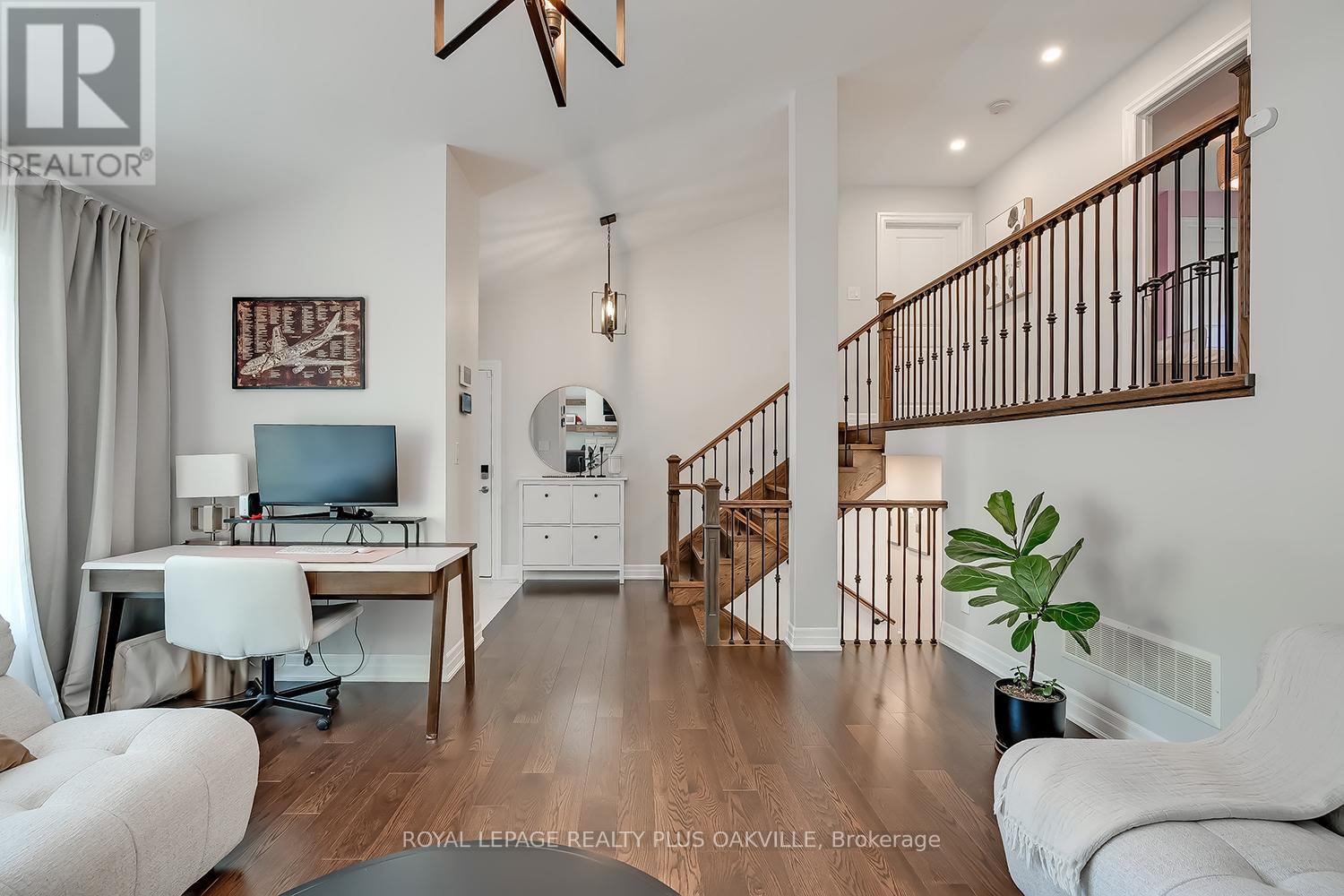 3531 Gallager Drive, Mississauga, Ontario  L5C 2N2 - Photo 9 - W13159068