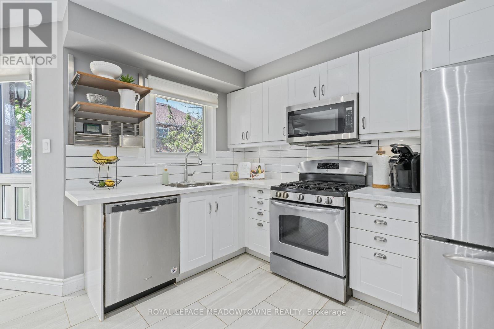 6028 Clover Ridge Crescent, Mississauga, Ontario  L5N 7B4 - Photo 17 - W13159108