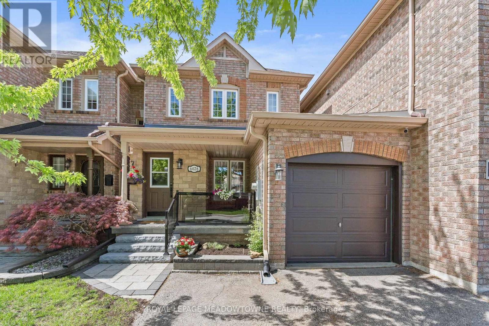 6028 Clover Ridge Crescent, Mississauga, Ontario  L5N 7B4 - Photo 6 - W13159108