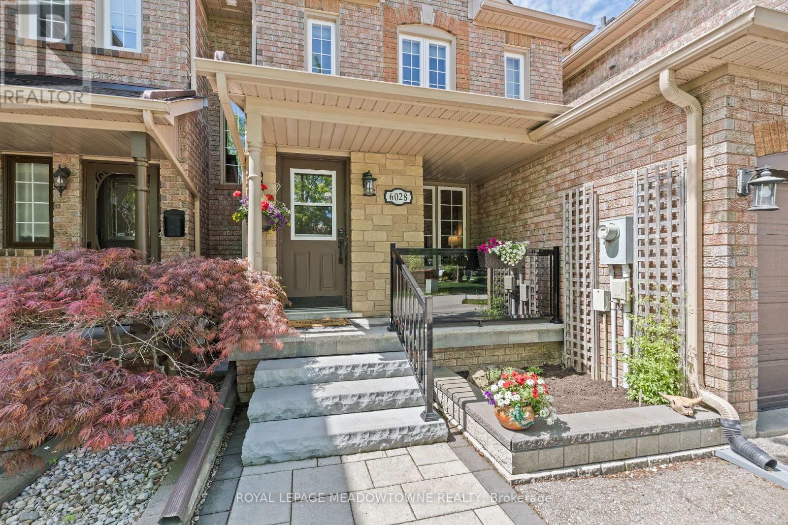 6028 Clover Ridge Crescent, Mississauga, Ontario  L5N 7B4 - Photo 7 - W13159108