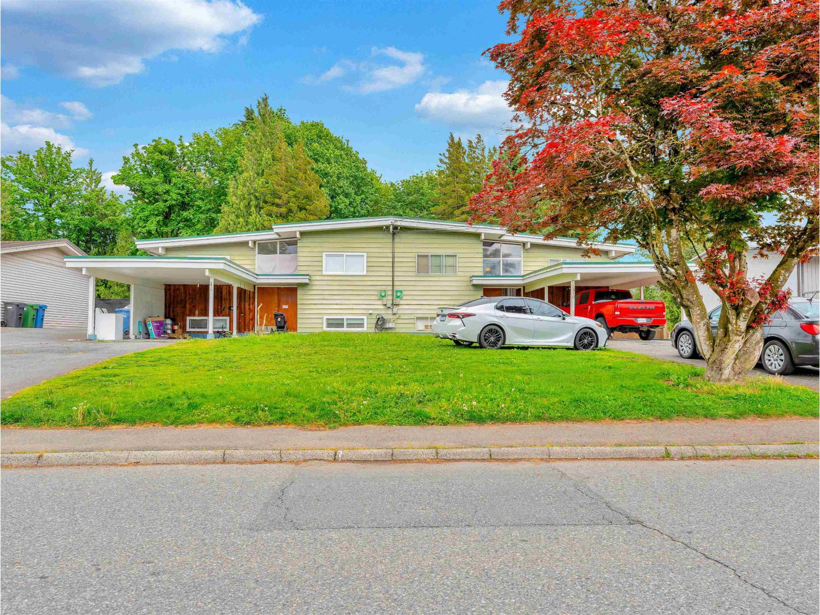 2910 2912 Babich Street, Abbotsford, British Columbia  V2S 3K5 - Photo 1 - R3125869