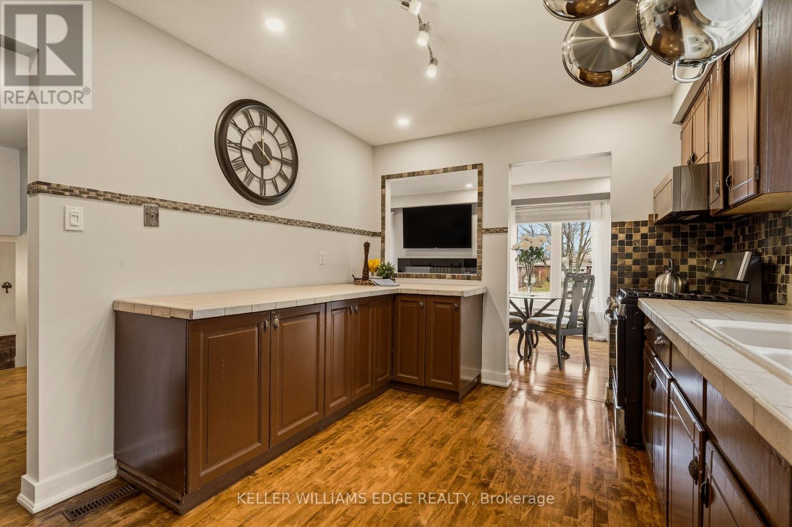 21 Milverton Close, Hamilton, Ontario  L0R 2H3 - Photo 13 - X13159060