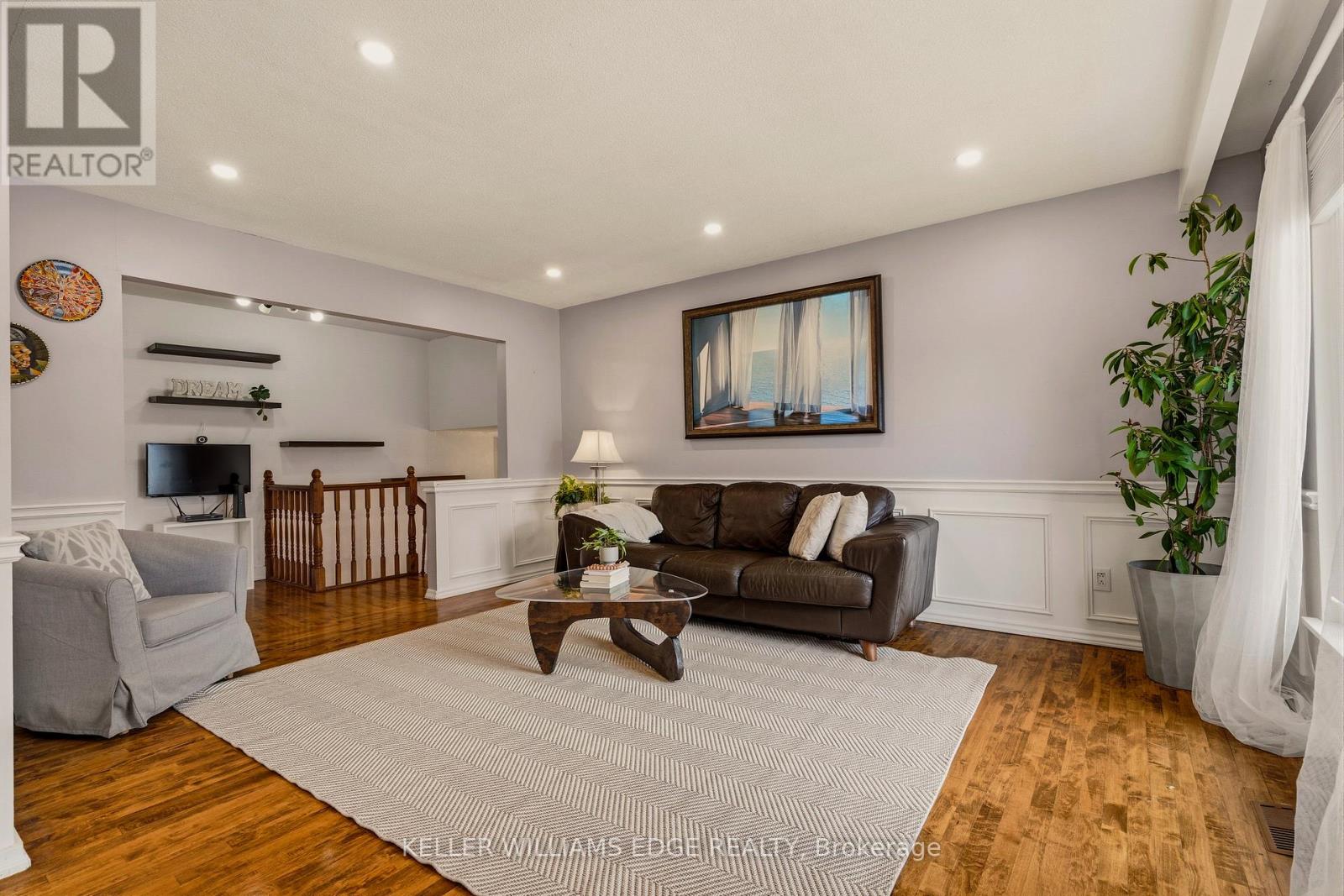 21 Milverton Close, Hamilton, Ontario  L0R 2H3 - Photo 7 - X13159060