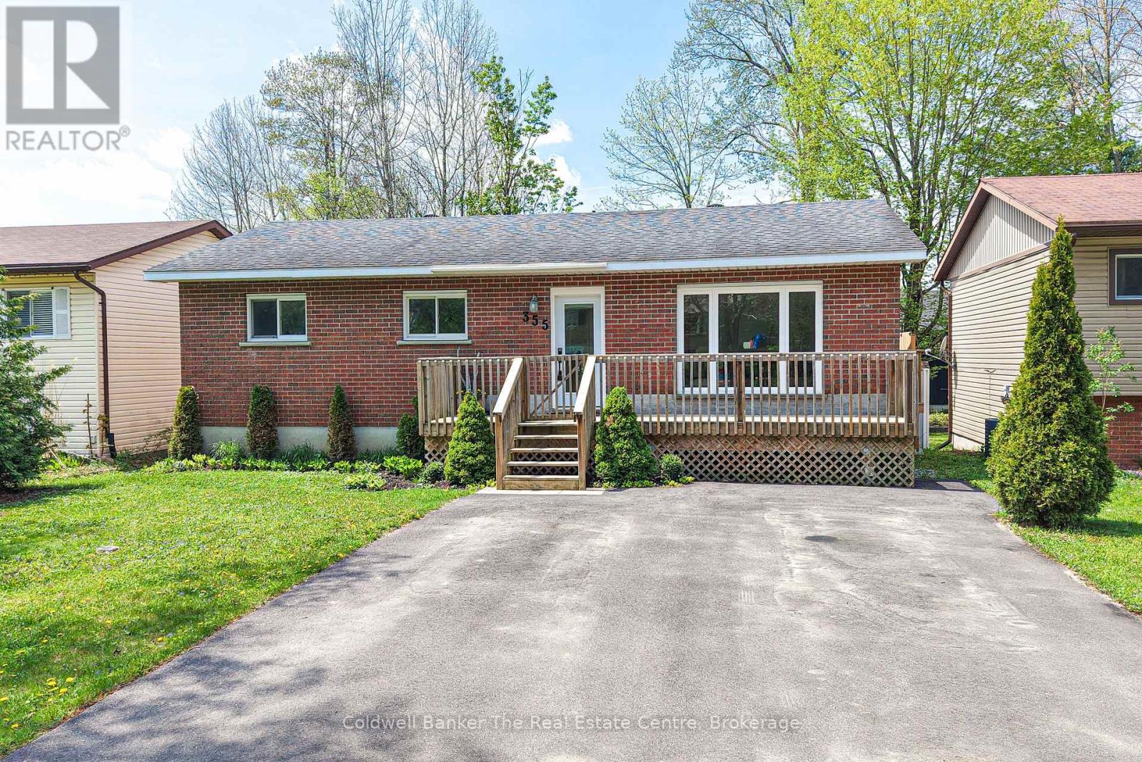 355 LOUISE STREET, Gravenhurst, Ontario