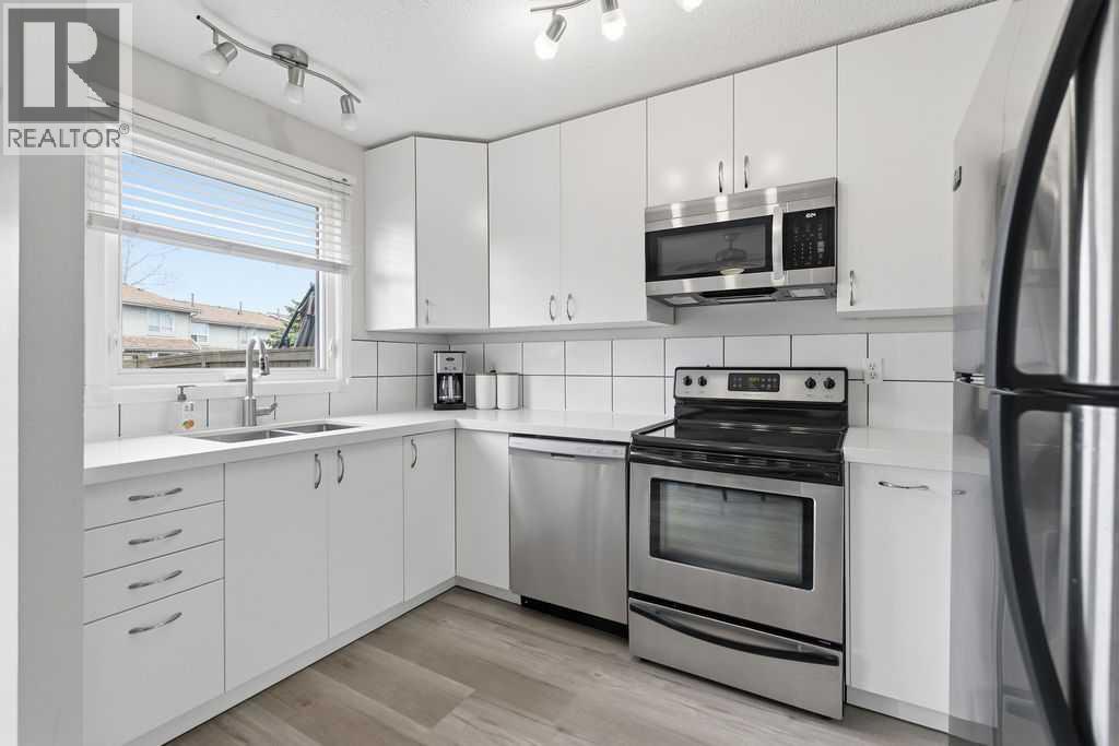 102, 123 Queensland Drive SE, Calgary, Alberta  T2J 5J4 - Photo 9 - A2313649