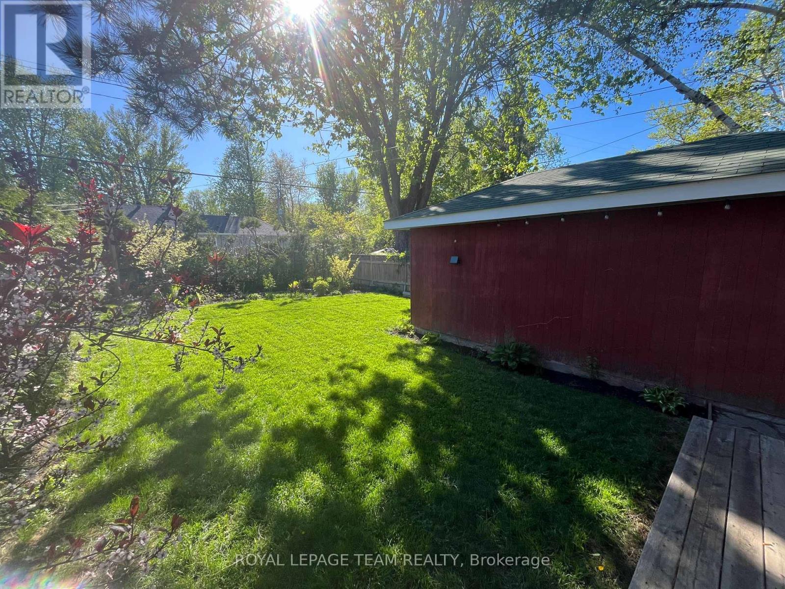 858 Riddell Avenue N, Ottawa, Ontario K2A 2V9 - Photo 4 - X13154402