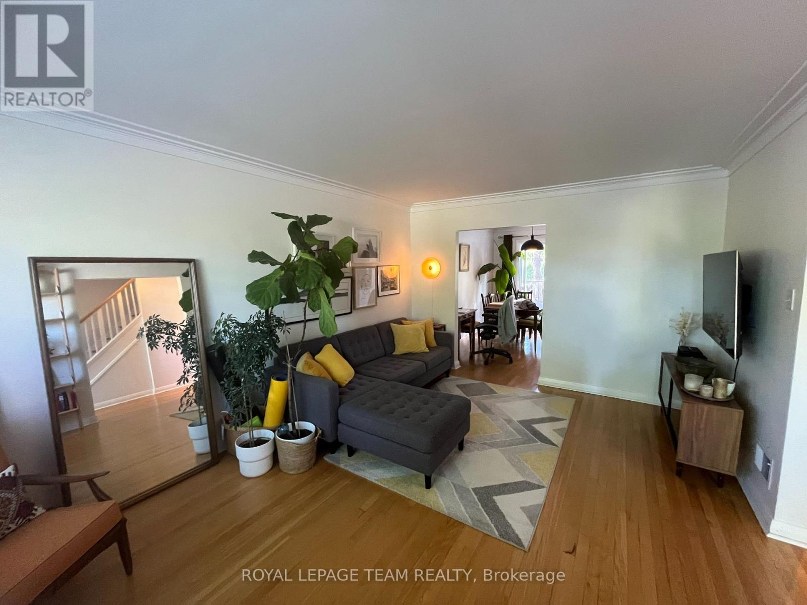 858 Riddell Avenue N, Ottawa, Ontario K2A 2V9 - Photo 8 - X13154402