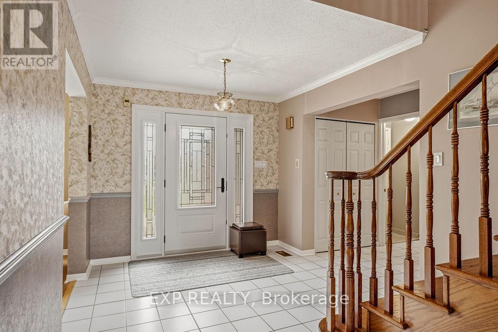 1536 Michaelsem Street, Ottawa, Ontario  K1C 4T5 - Photo 4 - X13157786