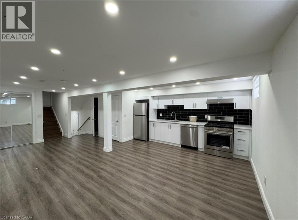 28 TIMBERLANE Crescent Unit# LOWER, Kitchener, Ontario